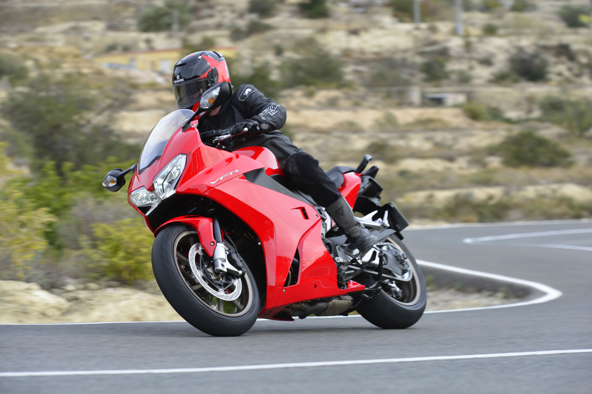 Обзор: мотоцикл Honda VFR 800