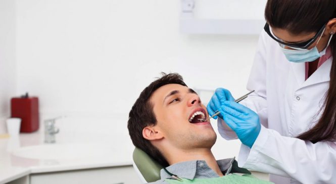 [:ru]Профосмотр у стоматолога — для чего проходить и как часто?[:]
